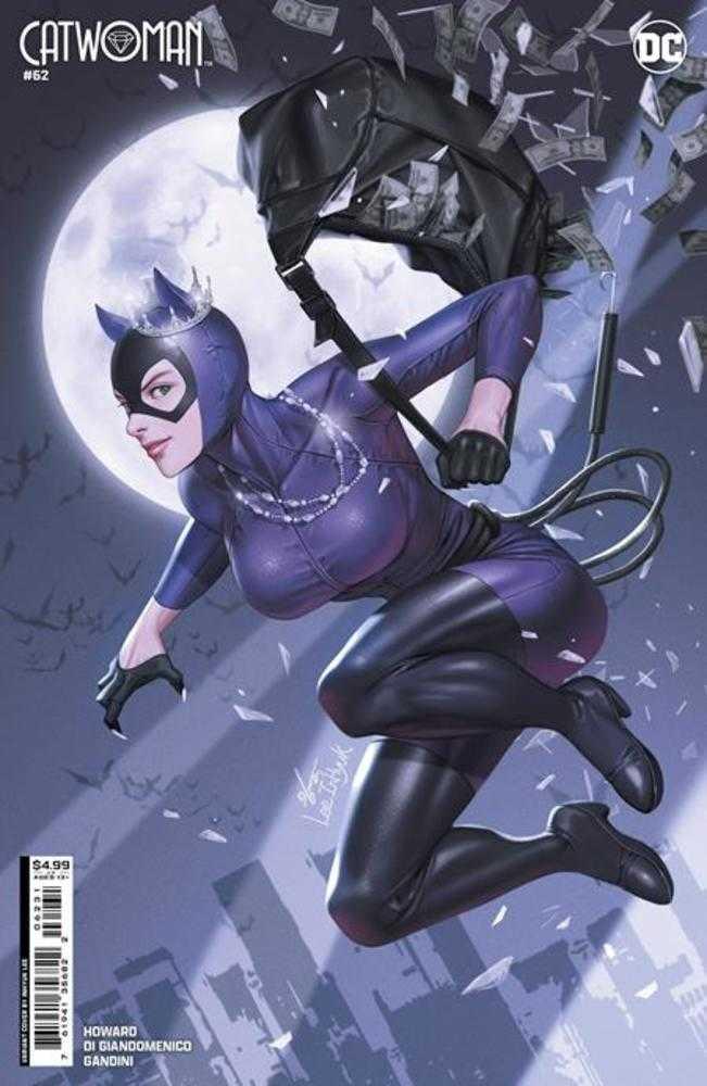 Catwoman #62 Cover C - Inhyuk Lee Card Stock Variant